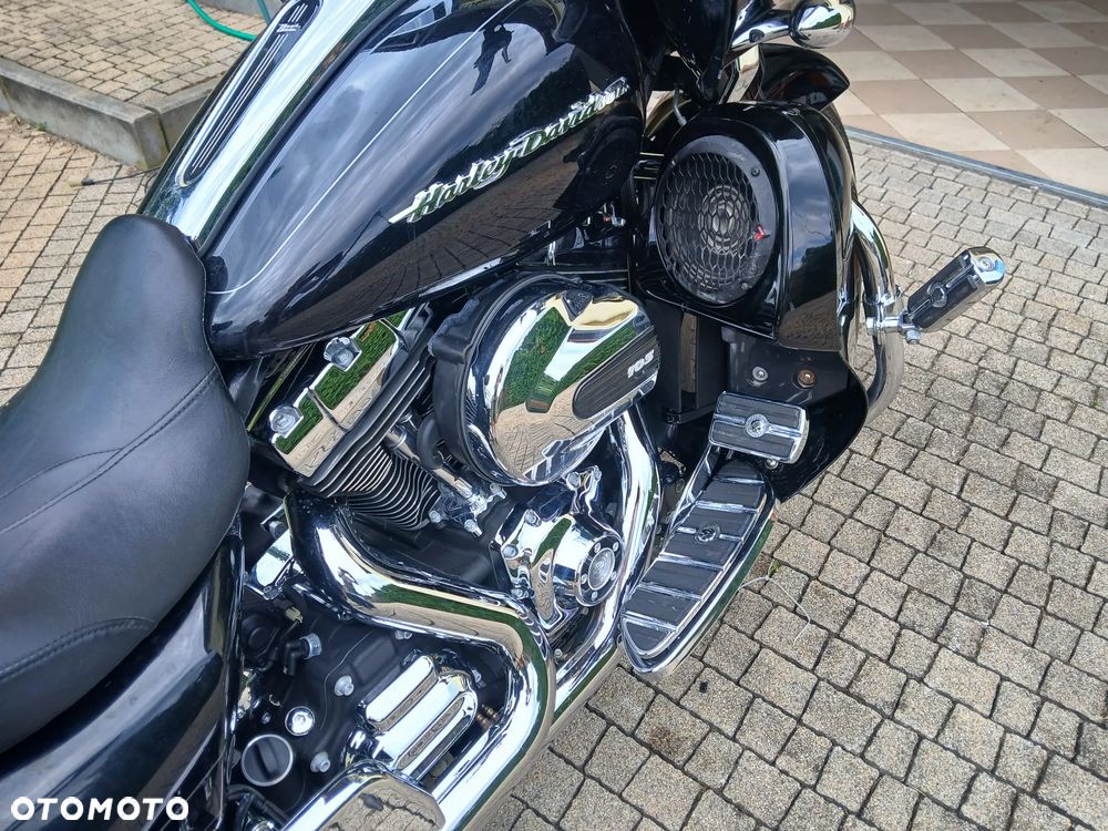 Harley-Davidson Touring Road Glide - 18