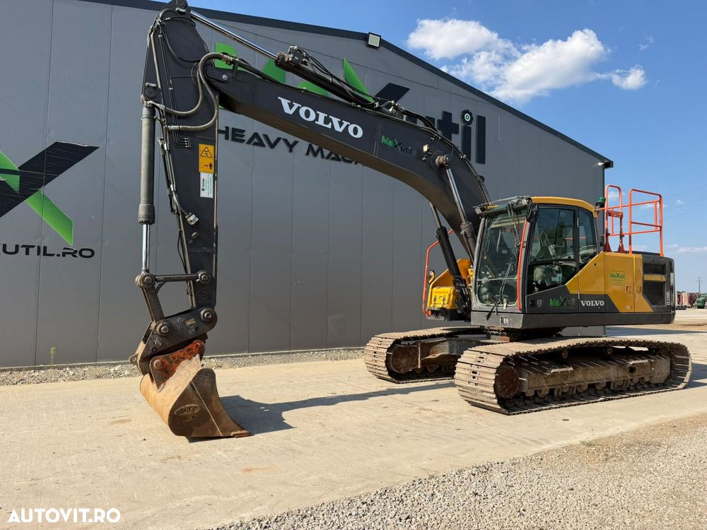 Volvo EC250EL Excavator - 6