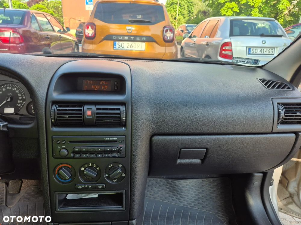 Opel Astra - 21