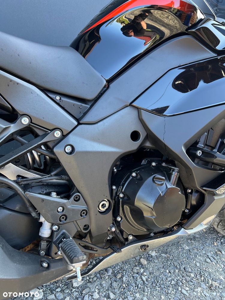 Kawasaki Ninja 1000 SX - 12