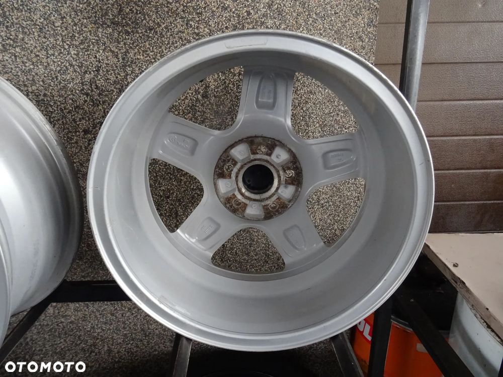 5x112x57 7Jx17 ET55 Oryginalne felgi VOLKSWAGEN - 7