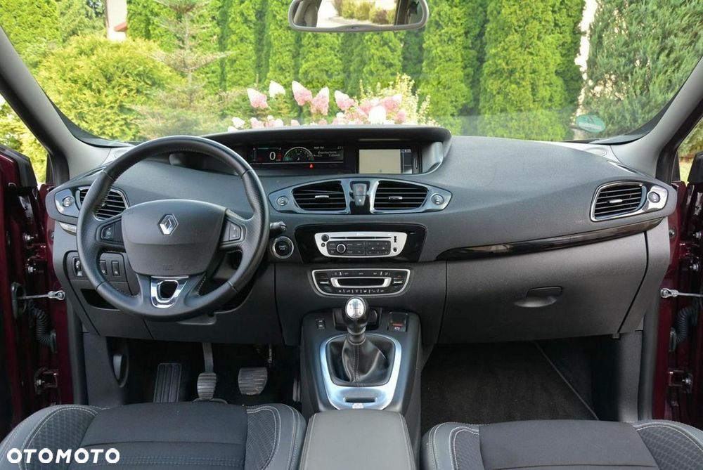 Renault Scenic ENERGY TCe 130 BOSE EDITION - 20