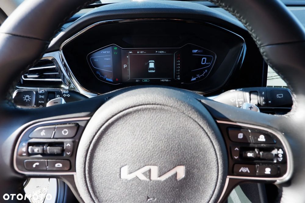 Kia Niro 1.6 GDI Hybrid L Business Line - 17