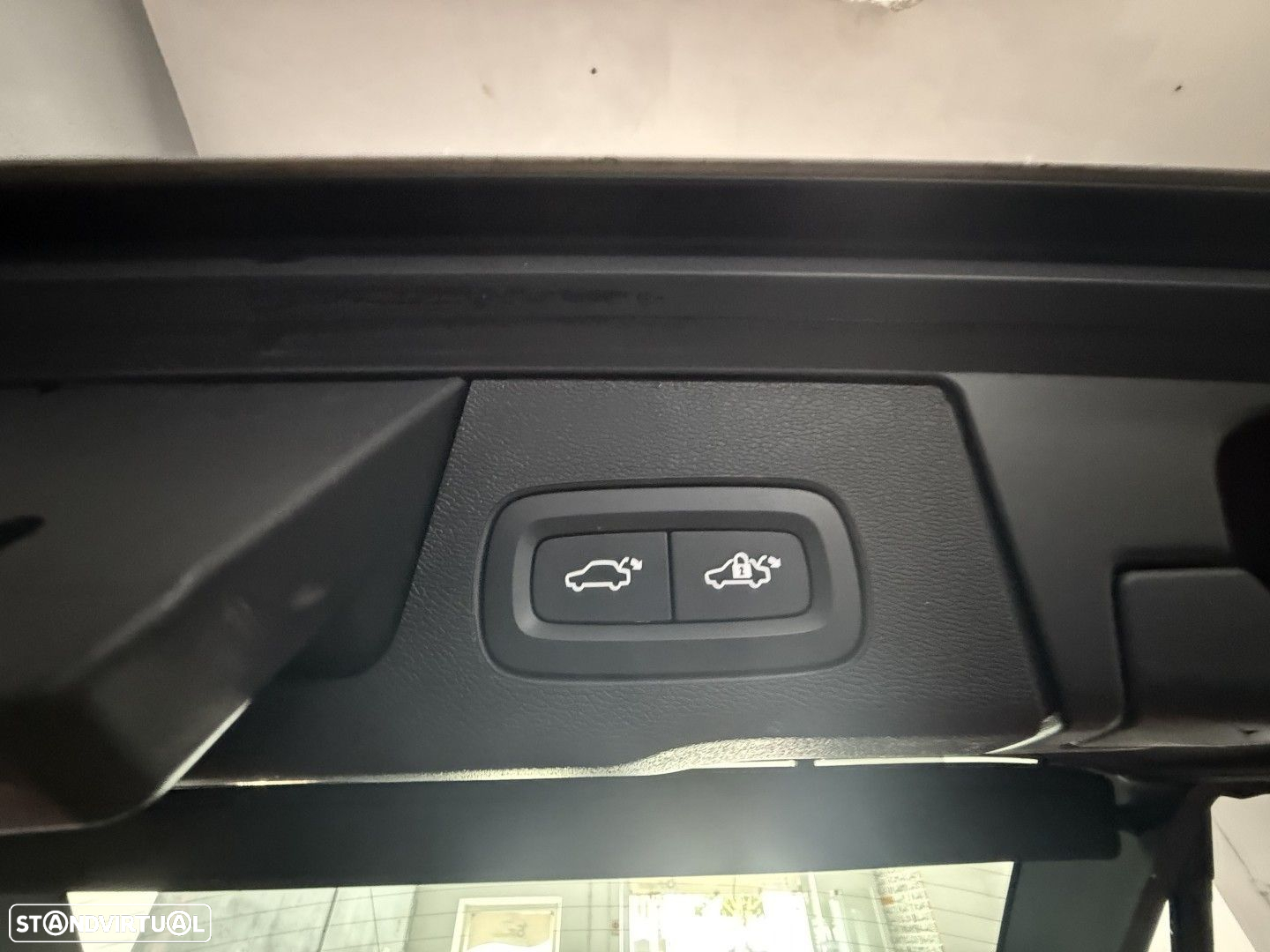 Volvo XC 60 2.0 B4 Core - 23
