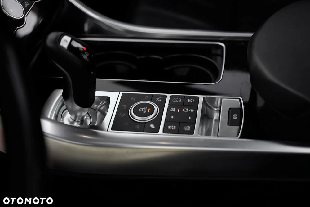 Land Rover Range Rover Sport S 4.4 SD V8 HSE Dynamic - 31