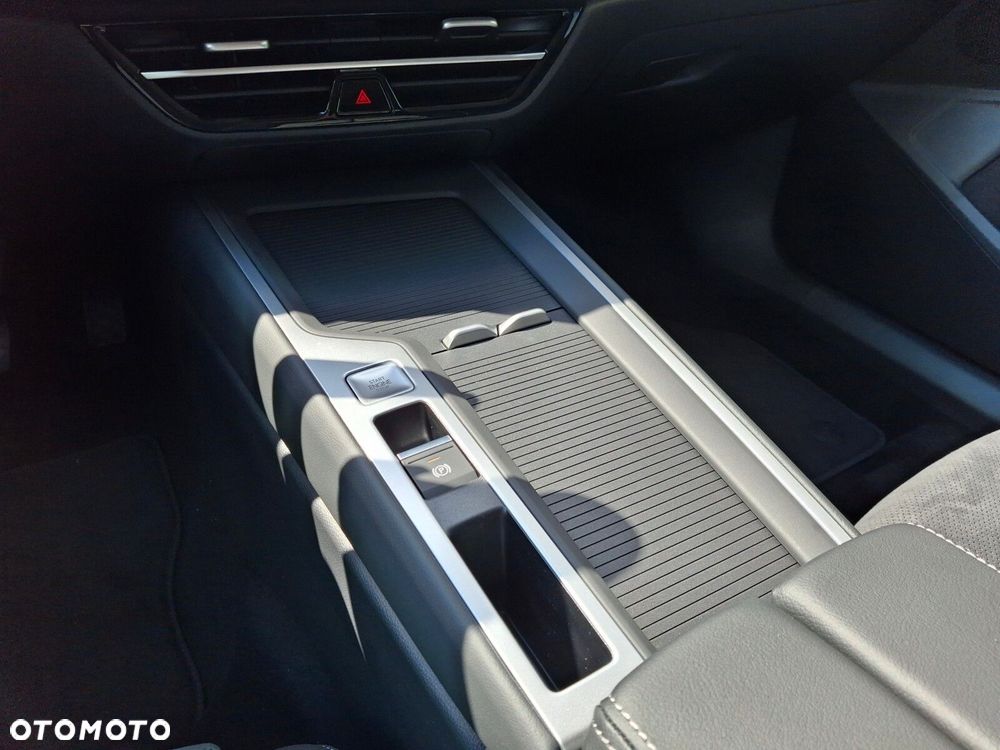Volkswagen Passat - 27