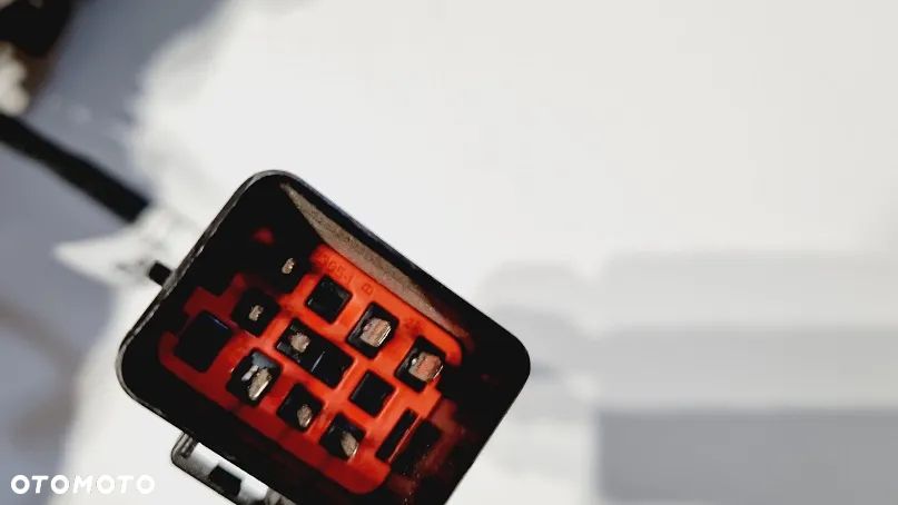 REFLEKTOR PRAWY XENON VOLVO XC60 LIFT DBL 8 PIN EUROPA - 6