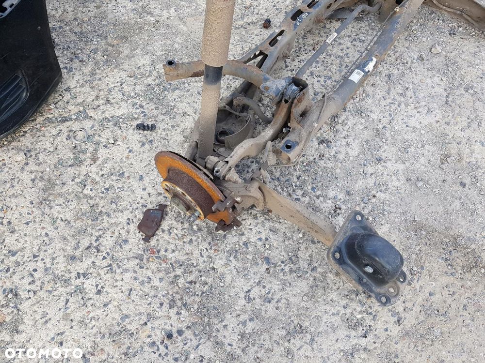 AUDI A3 8V 13r- BELKA ZAWIESZENIA TYŁ TYLNA - 3