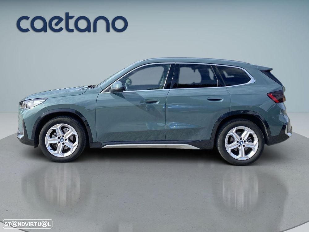BMW iX1 eDrive20 xLine - 22