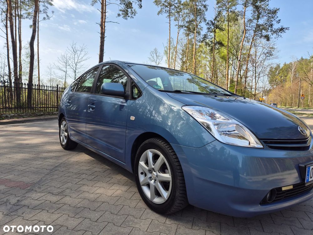 Toyota Prius 1.5 VVT-i Sol - 10