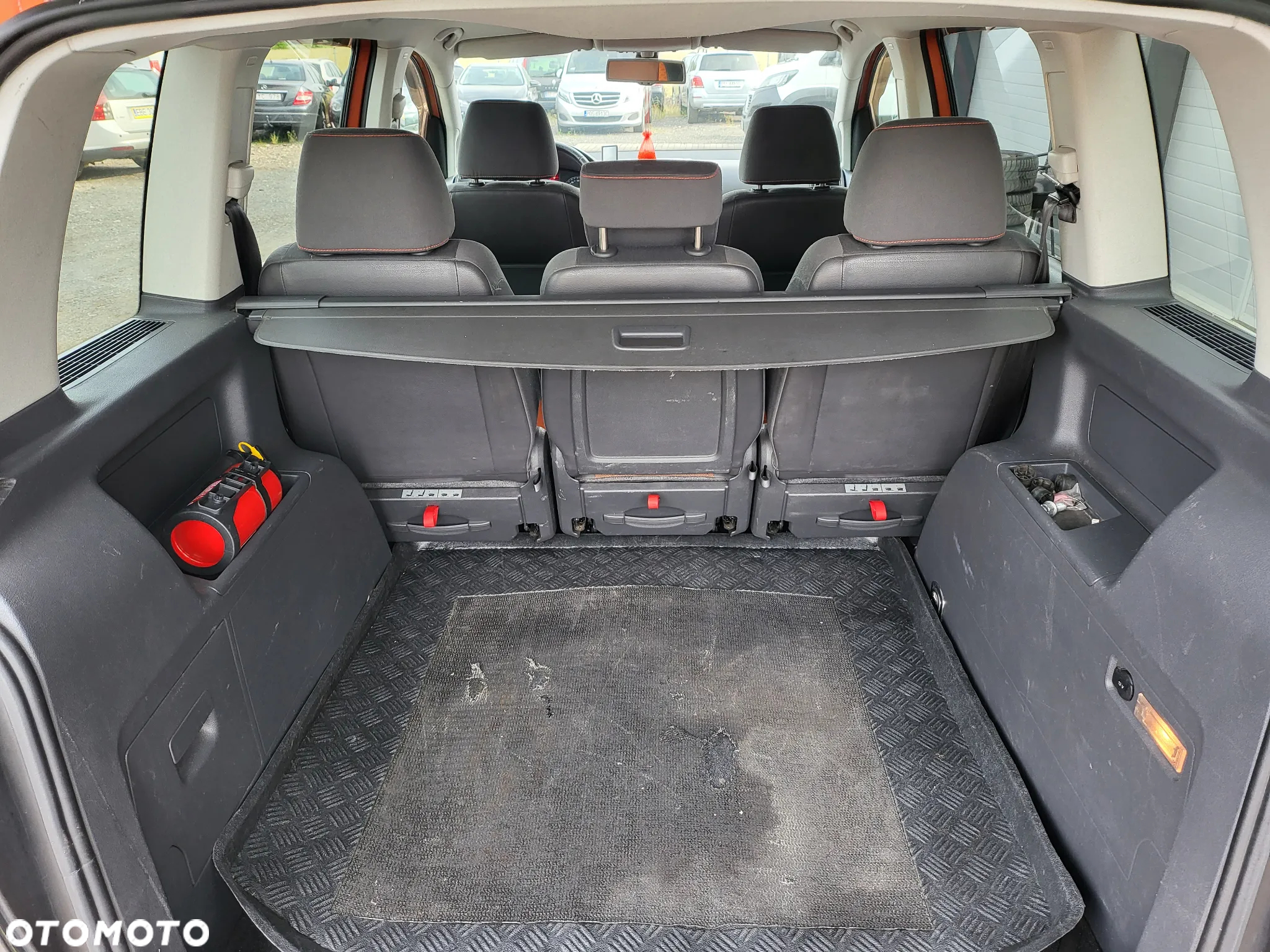 Volkswagen Touran 1.4 TSI Cross - 32