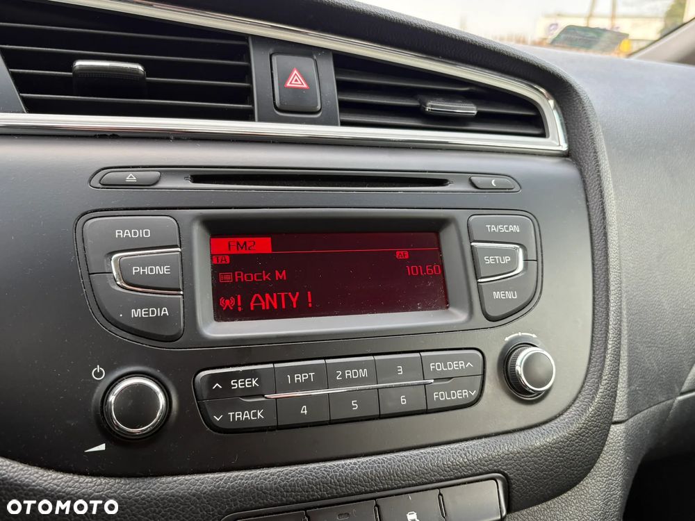 Kia Ceed 1.6 CRDi M - 14