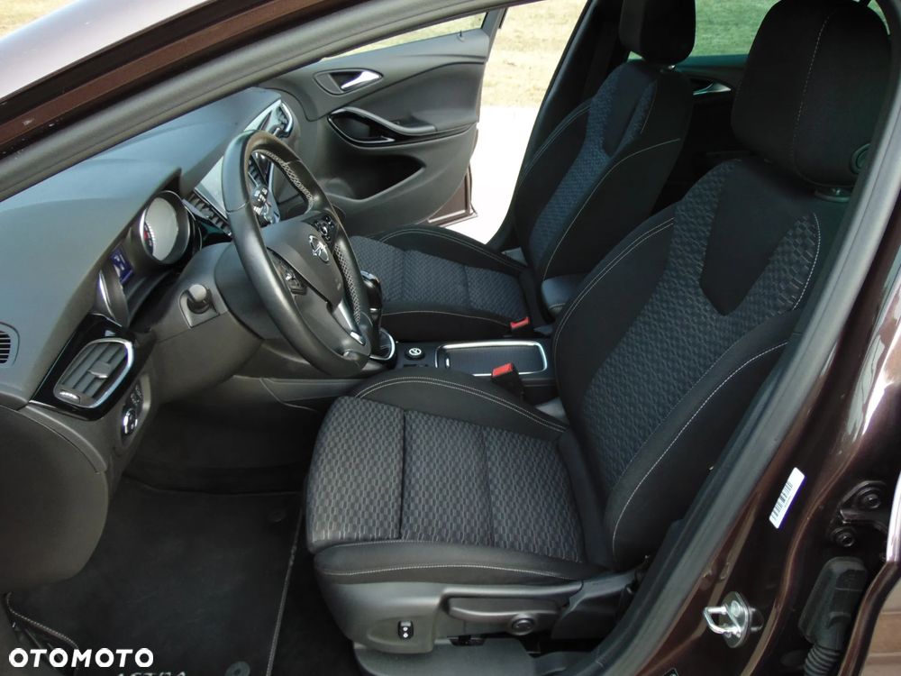 Opel Astra 1.4 Turbo Innovation - 8