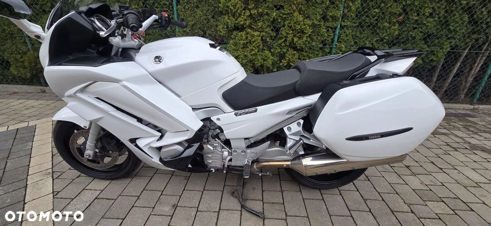 Yamaha FJR - 7