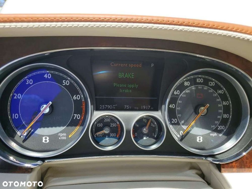 Bentley Continental GT - 10