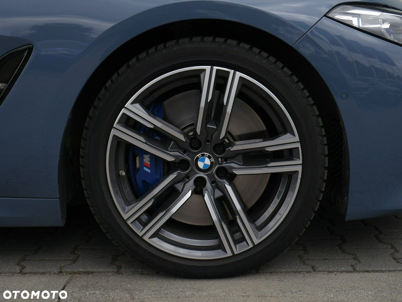BMW Seria 8 - 26