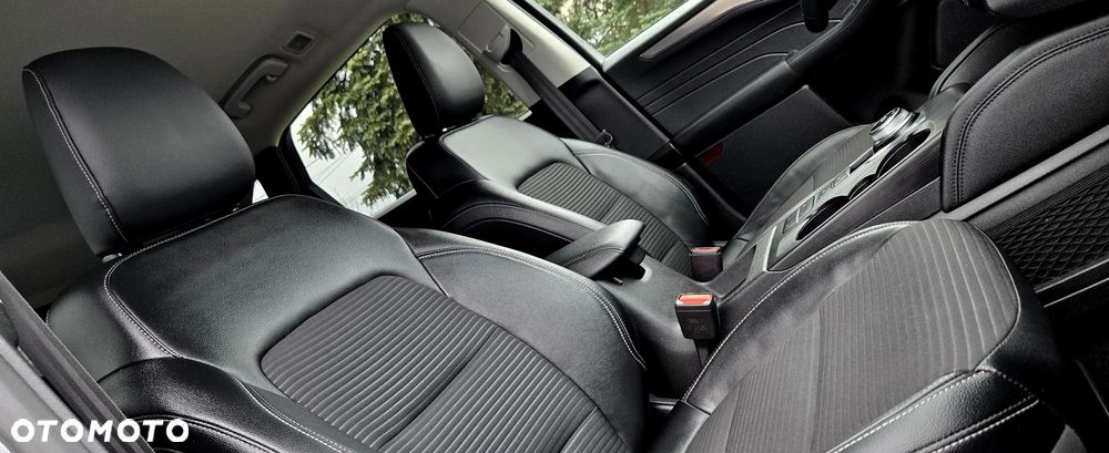 Ford Kuga 2.0 EcoBlue 4x4 TITANIUM X - 13