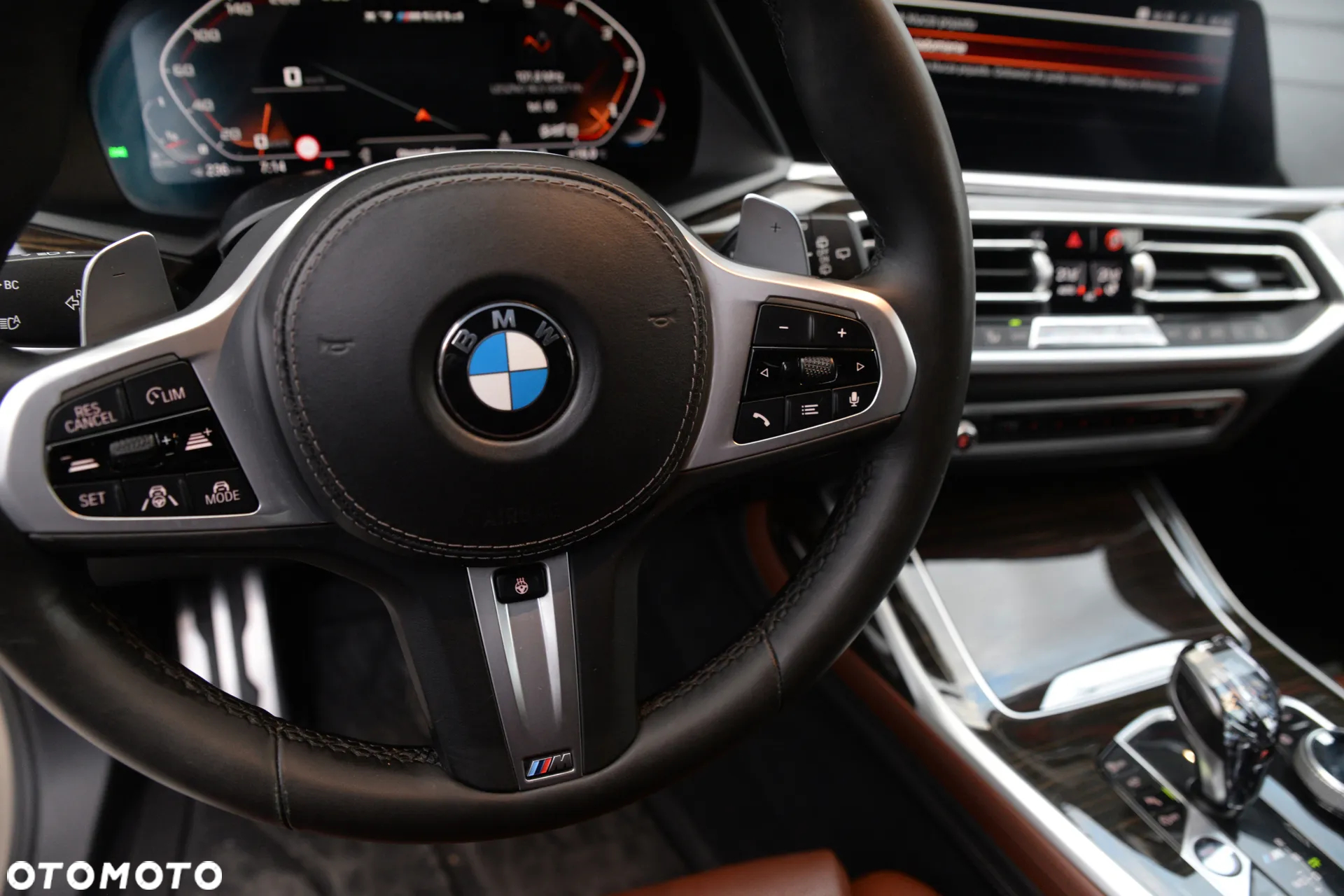 BMW X7 M50d sport - 34