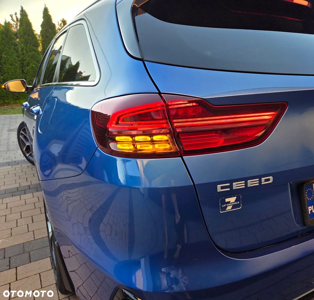 Kia Ceed 1.5 T-GDI Business Line Plus - 10