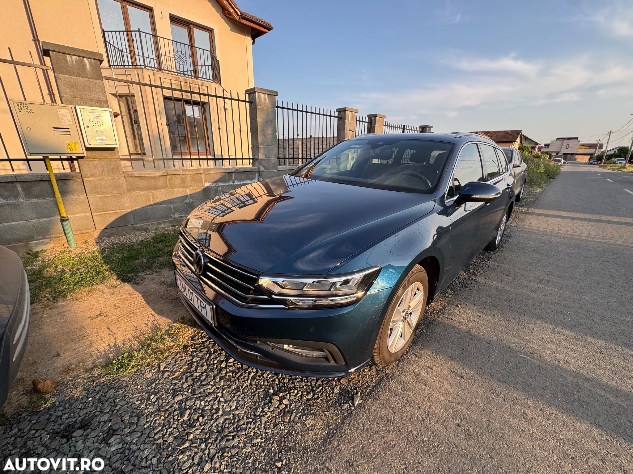 Volkswagen Passat Variant 2.0 TDI DSG Comfortline - 1