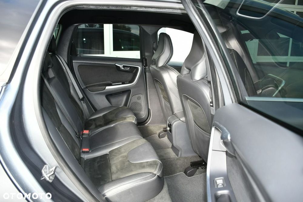 Volvo XC 60 D4 Geartronic RDesign - 28
