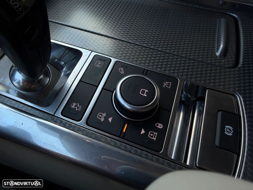 Land Rover Range Rover Sport - 33