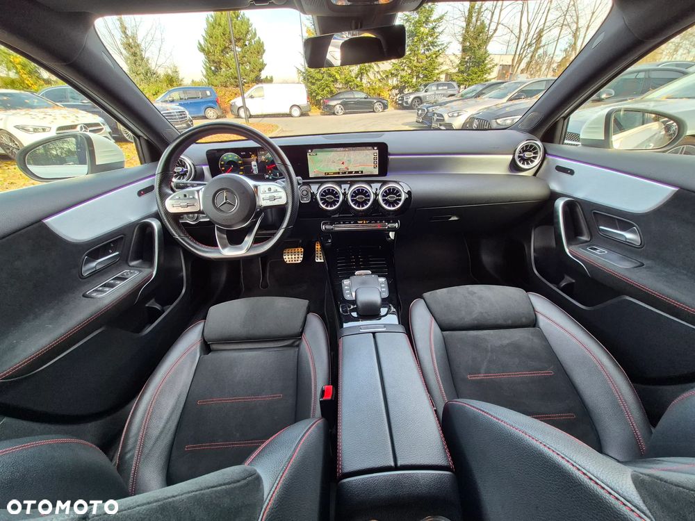 Mercedes-Benz Klasa A [W 177] 18-22 - 24