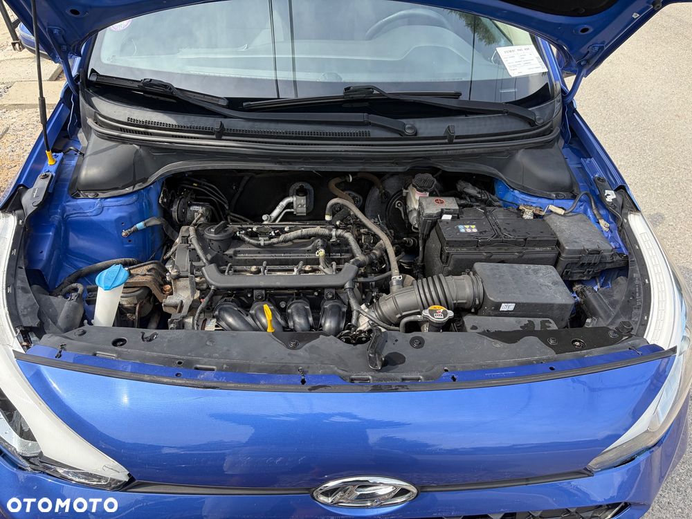 Hyundai i20 1.2 Passion Plus - 29