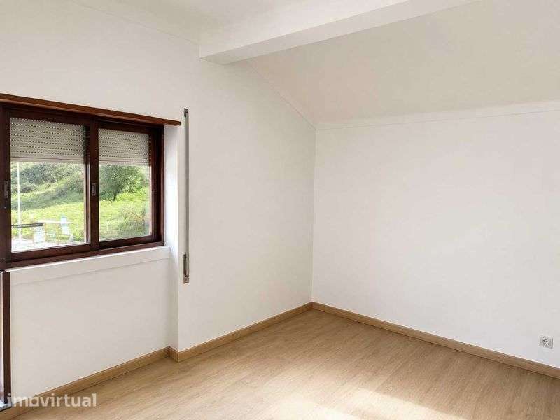 Arrenda-se T3 - Coimbra - Grande imagem: 4/10
