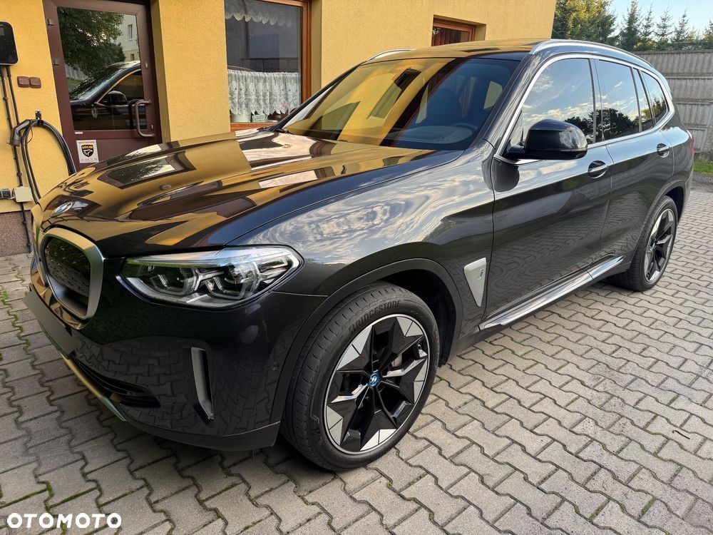BMW iX3 80kWh Impressive - 1