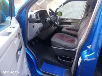 Volkswagen Caravelle 2022 photo 2