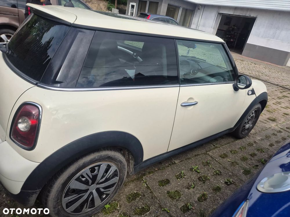 MINI ONE - 5