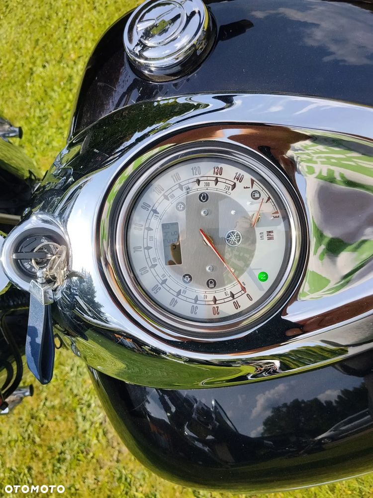 Yamaha XVS - 12