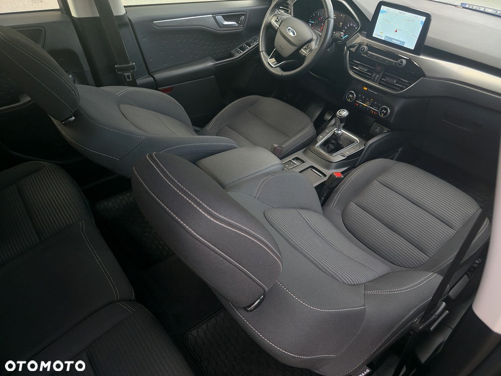 Ford Kuga 1.5 TDCi 2x4 Titanium - 12