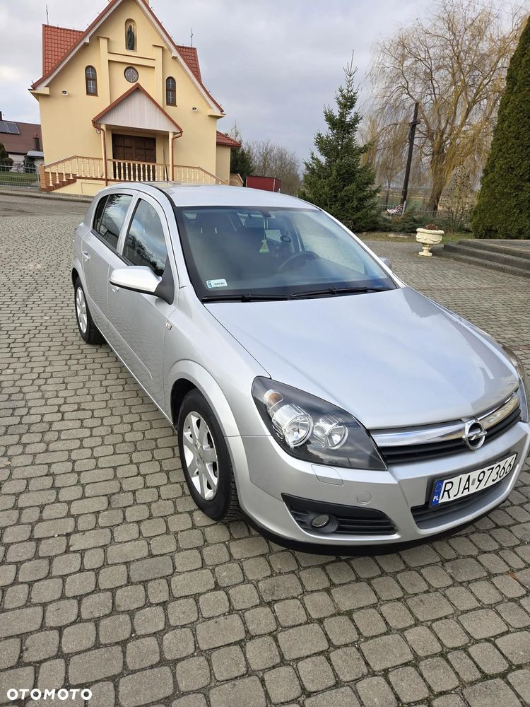 Opel Astra - 4