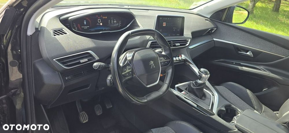 Peugeot 3008 - 31