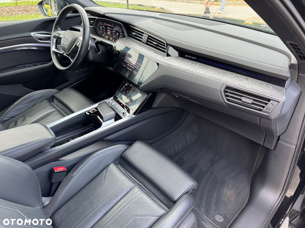 Audi e-tron 55 Quattro - 21