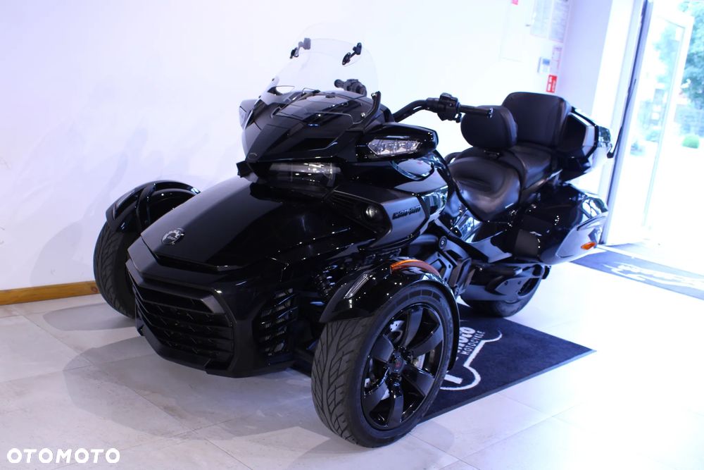 Can-Am Spyder - 5