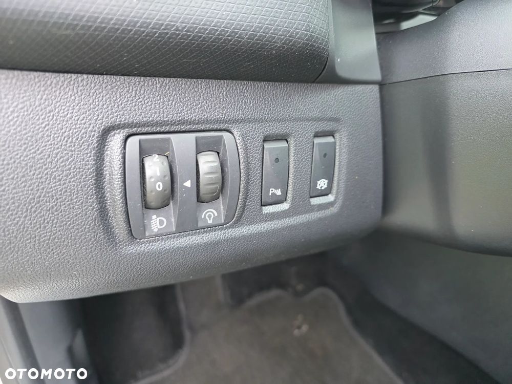 Renault Clio dCi 75 Stop & Start Expression - 27