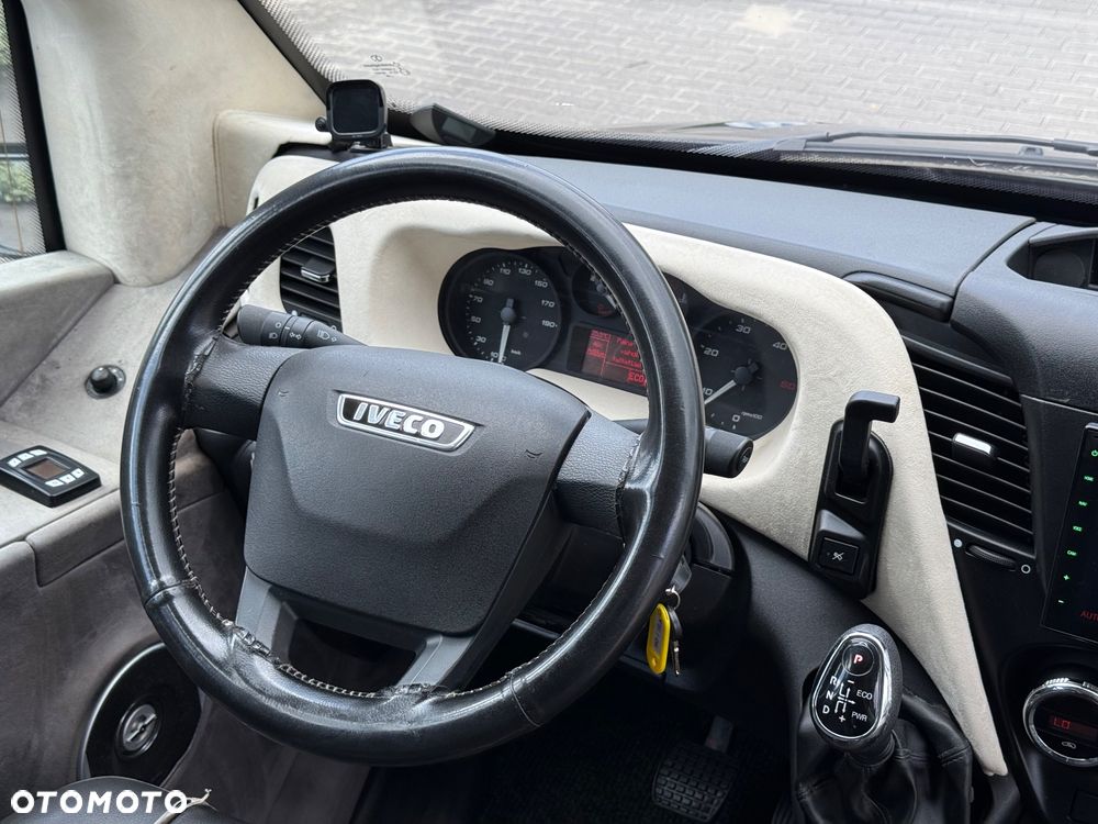 Iveco 70C - 22