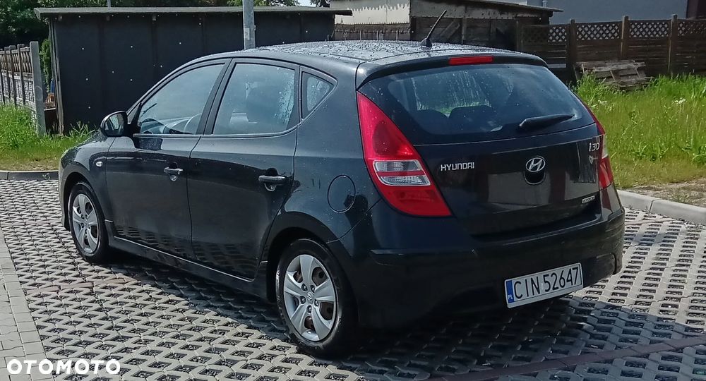 Hyundai i30 1.6 CRDi Classic + EU5 - 9