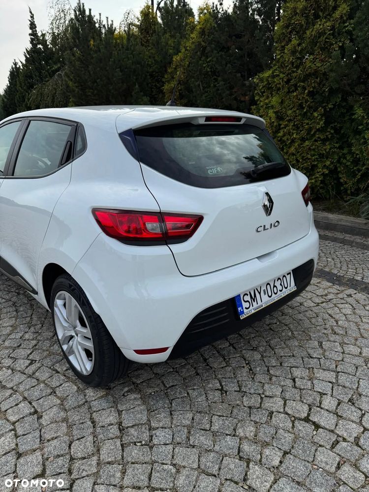 Renault Clio - 19