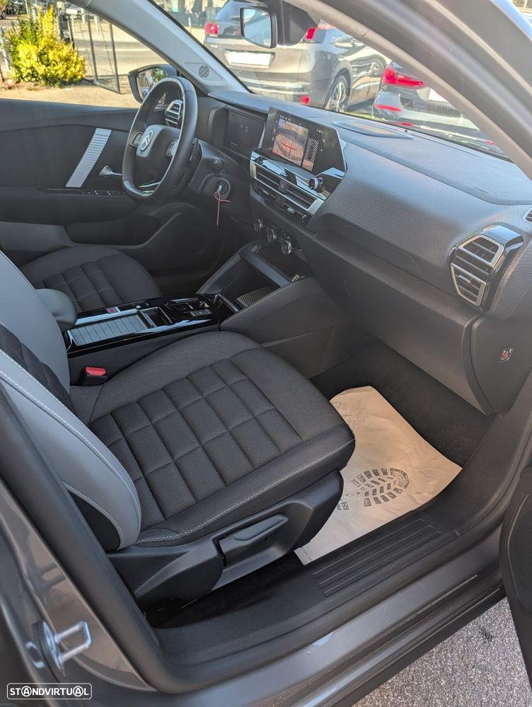 Citroën C4 X 1.2 Hybrid Plus e-DSC6 - 16