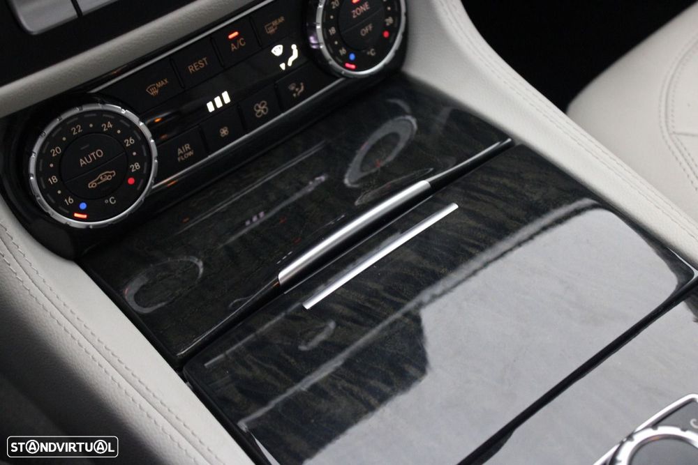 Mercedes-Benz CLS 250 - 30