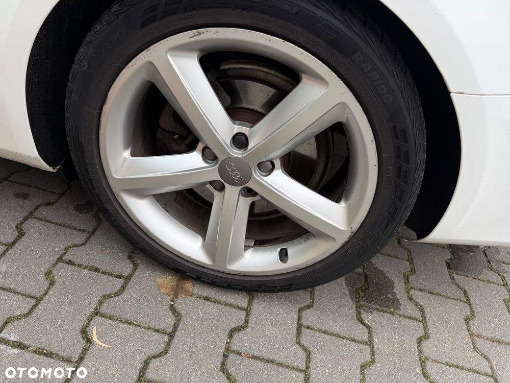 Audi A4 Avant - 12