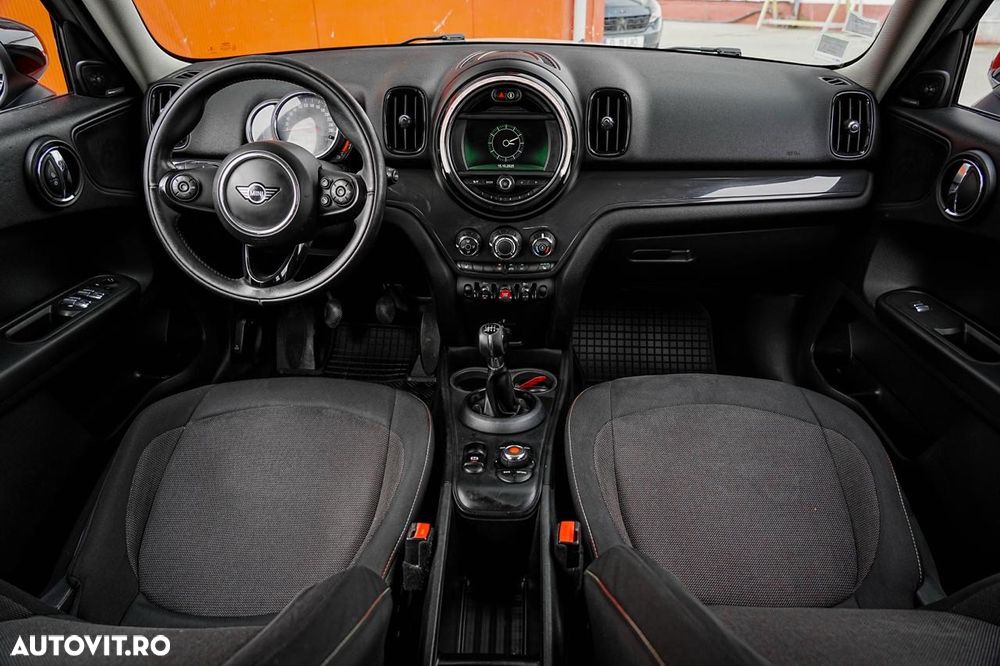 Mini Countryman Cooper D - 19