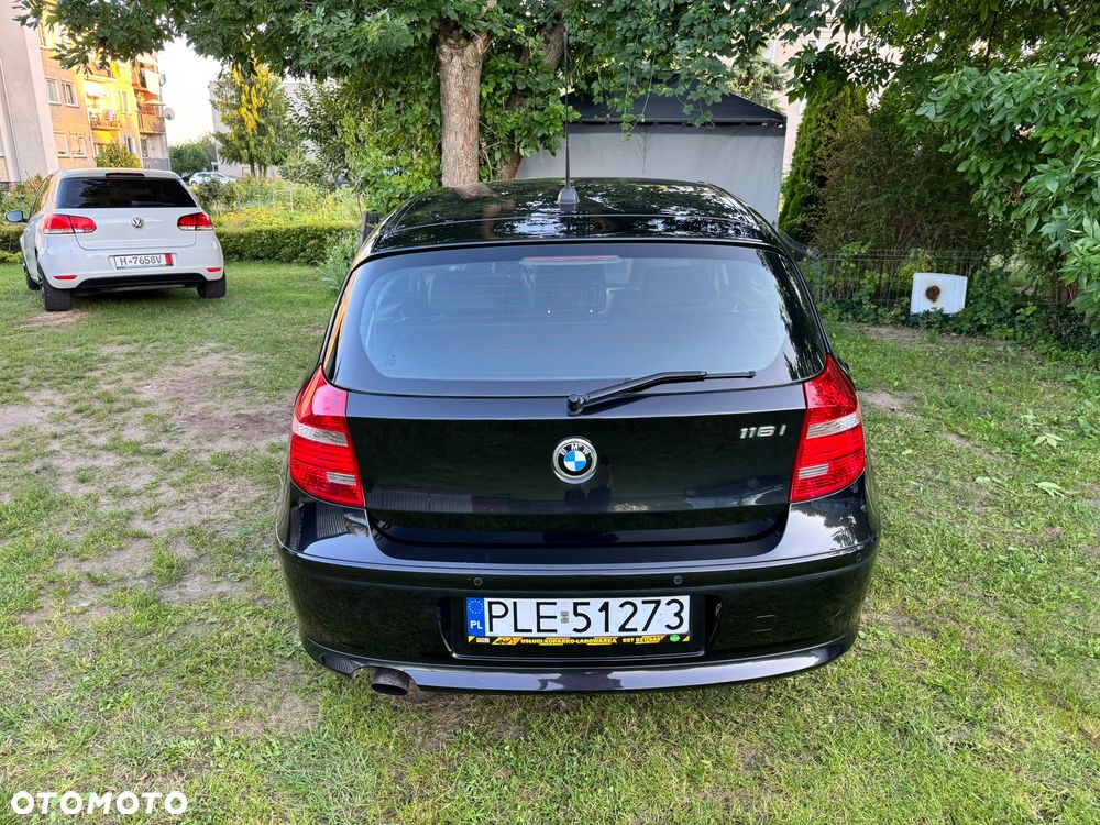 BMW Seria 1 116i - 13