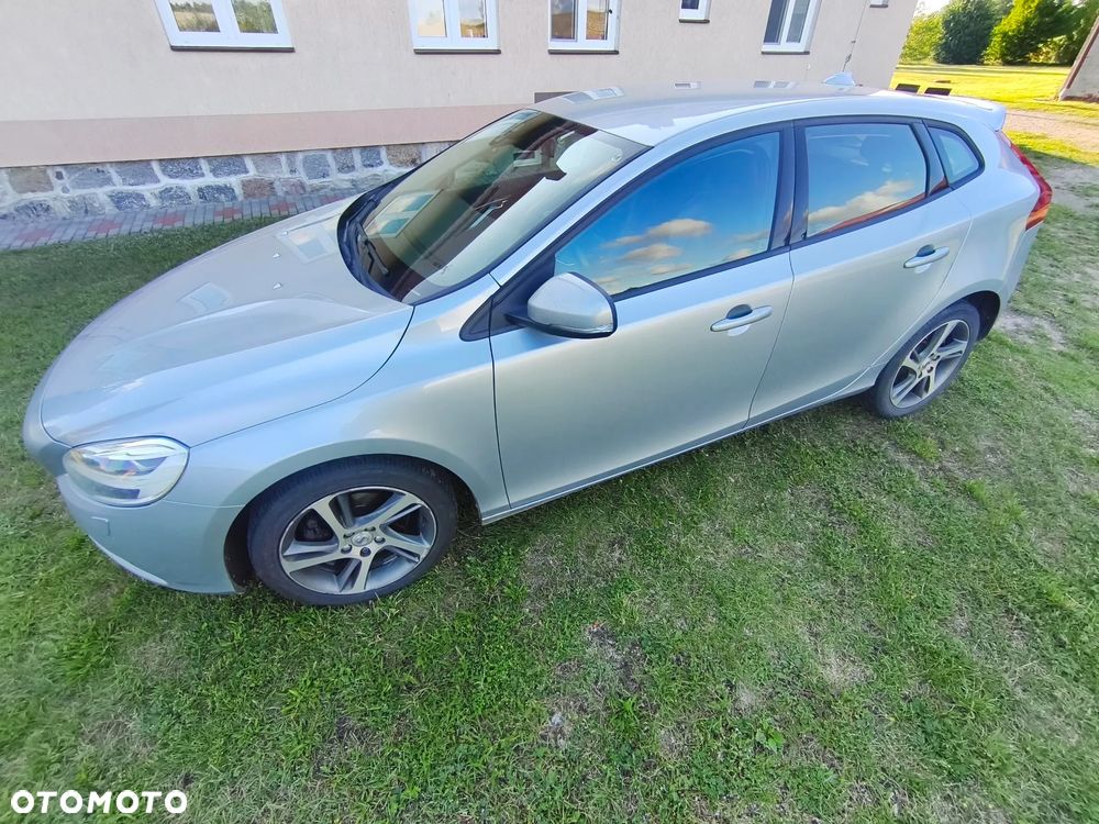Volvo V40 - 4