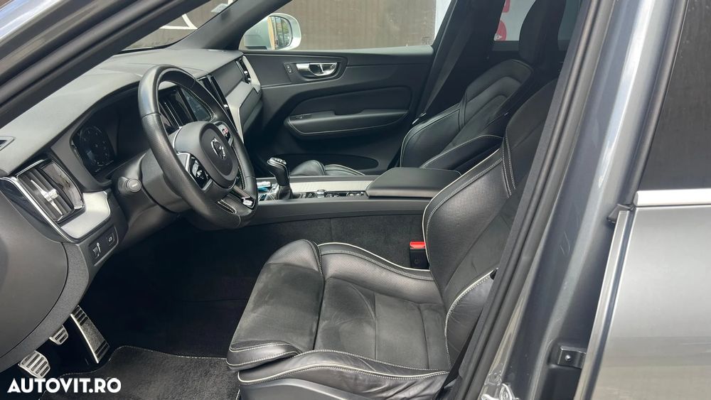 Volvo XC 60 D4 R-Design - 10