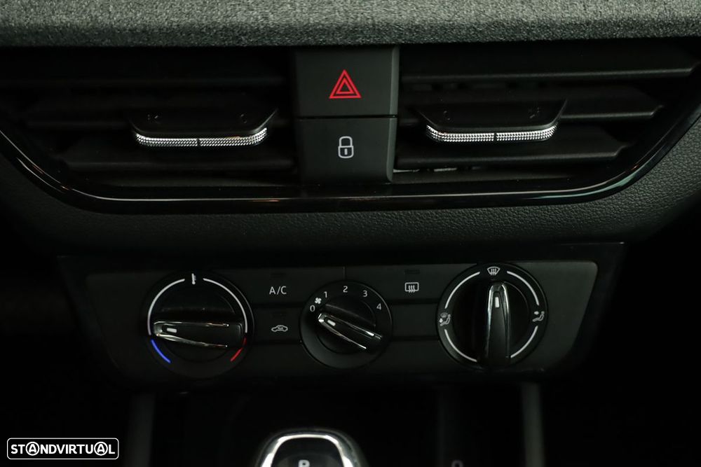 Skoda Kamiq 1.0 TSI DSG — fotografia 12